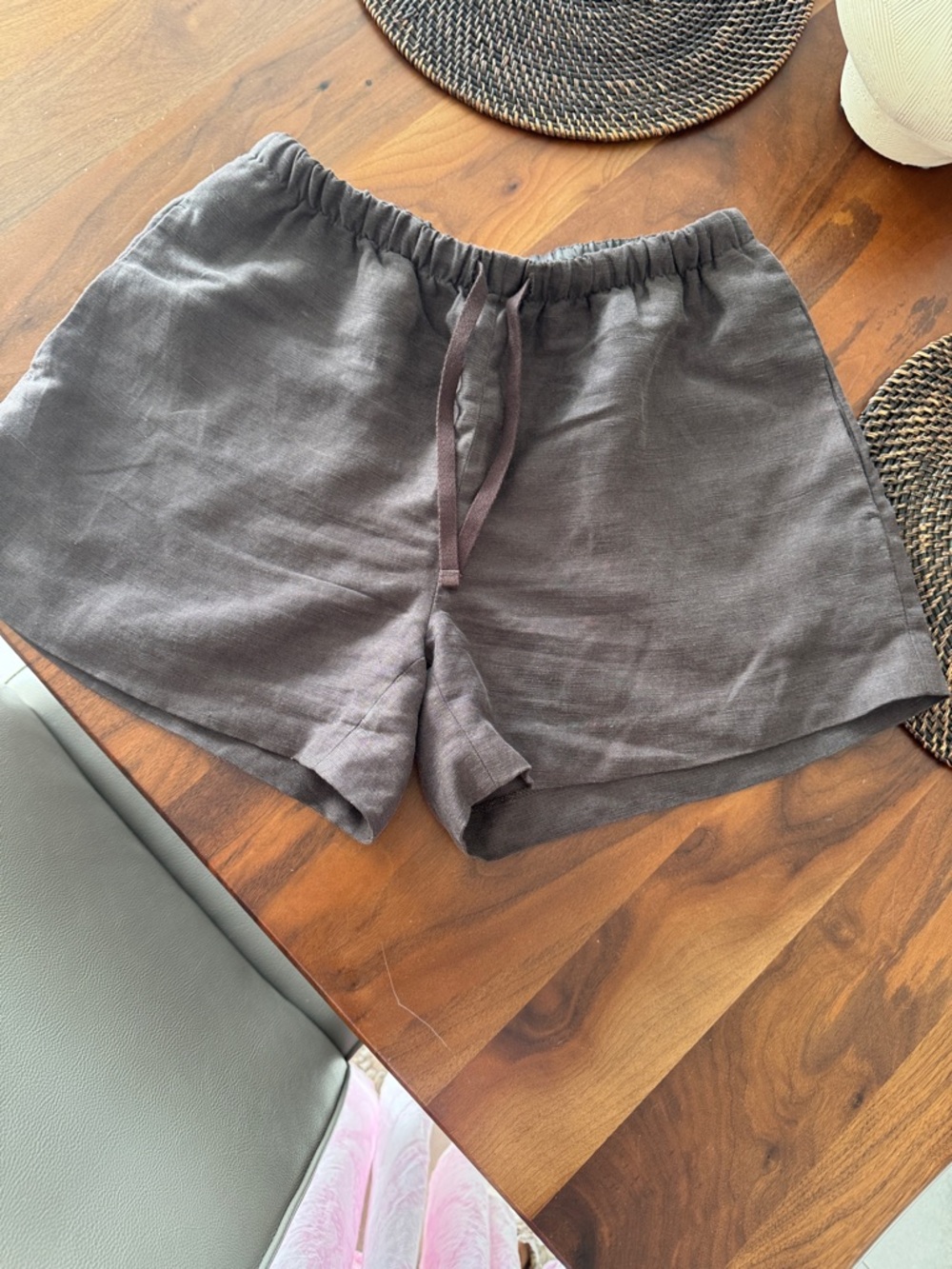 Aritzia Wilfred Charcoal Drawstring Linen-Blend Athletic Shorts
